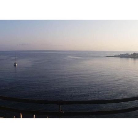 St Julians' Sea Front, Spectacular View, Apartment Saint Julian's エクステリア 写真