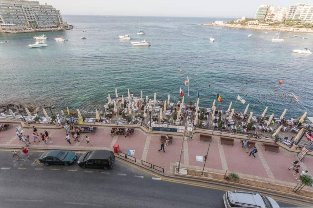 St Julians' Sea Front, Spectacular View, Apartment Saint Julian's エクステリア 写真