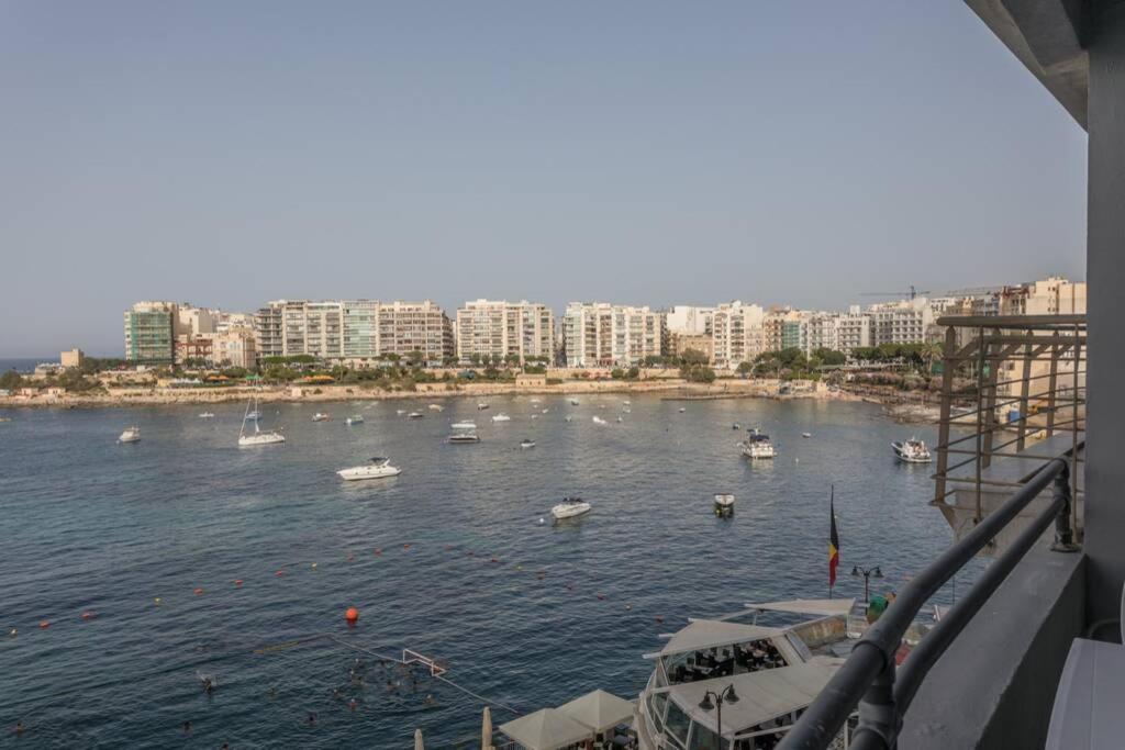 St Julians' Sea Front, Spectacular View, Apartment Saint Julian's エクステリア 写真